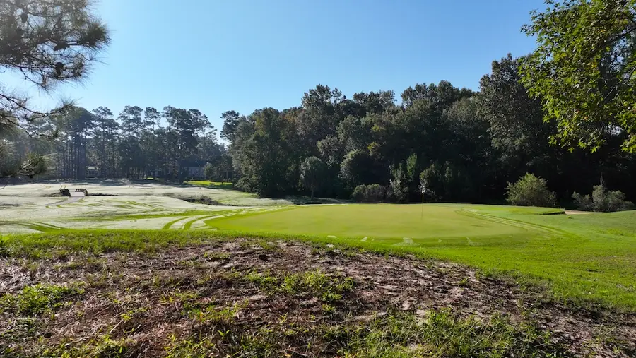 Lions Paw Golf Links, view 1