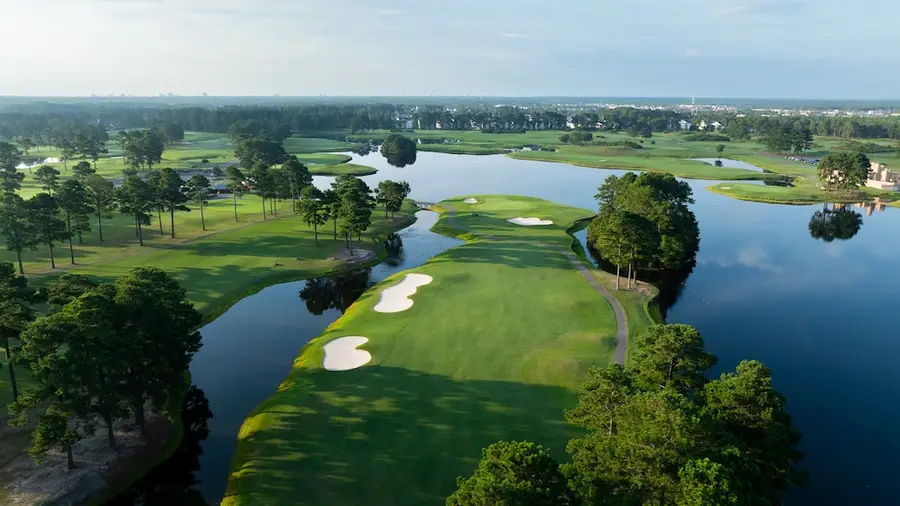 Man O War Golf Club, view 2