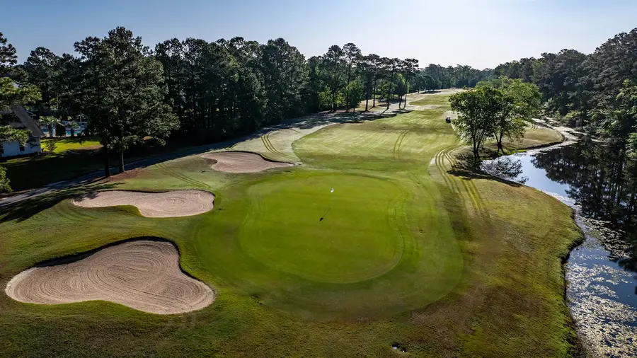 Meadowlands Golf Club, view 1