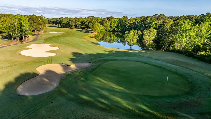 Meadowlands Golf Club, view 6