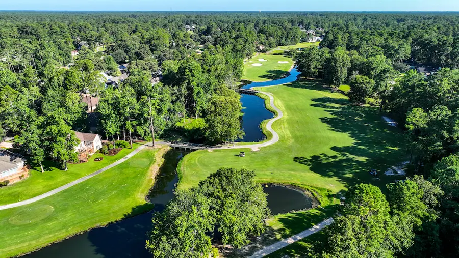 River Hills Golf & Country Club, view 1