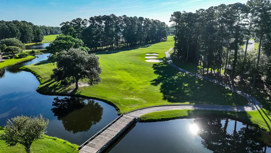 River Hills Golf & Country Club, view 4