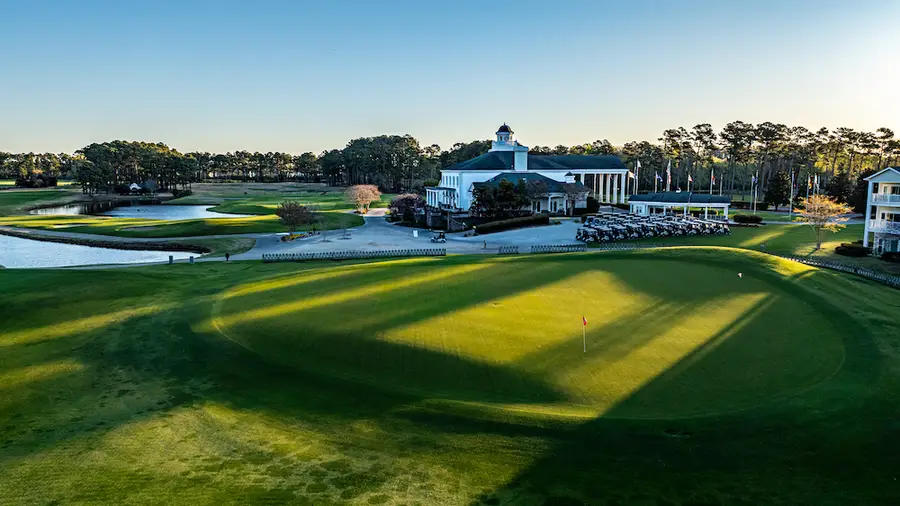 World Tour Golf Links, view 3